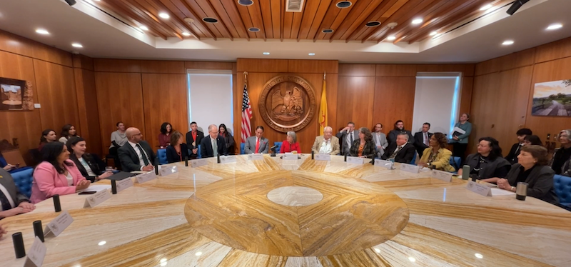 Gov MLG bill signing