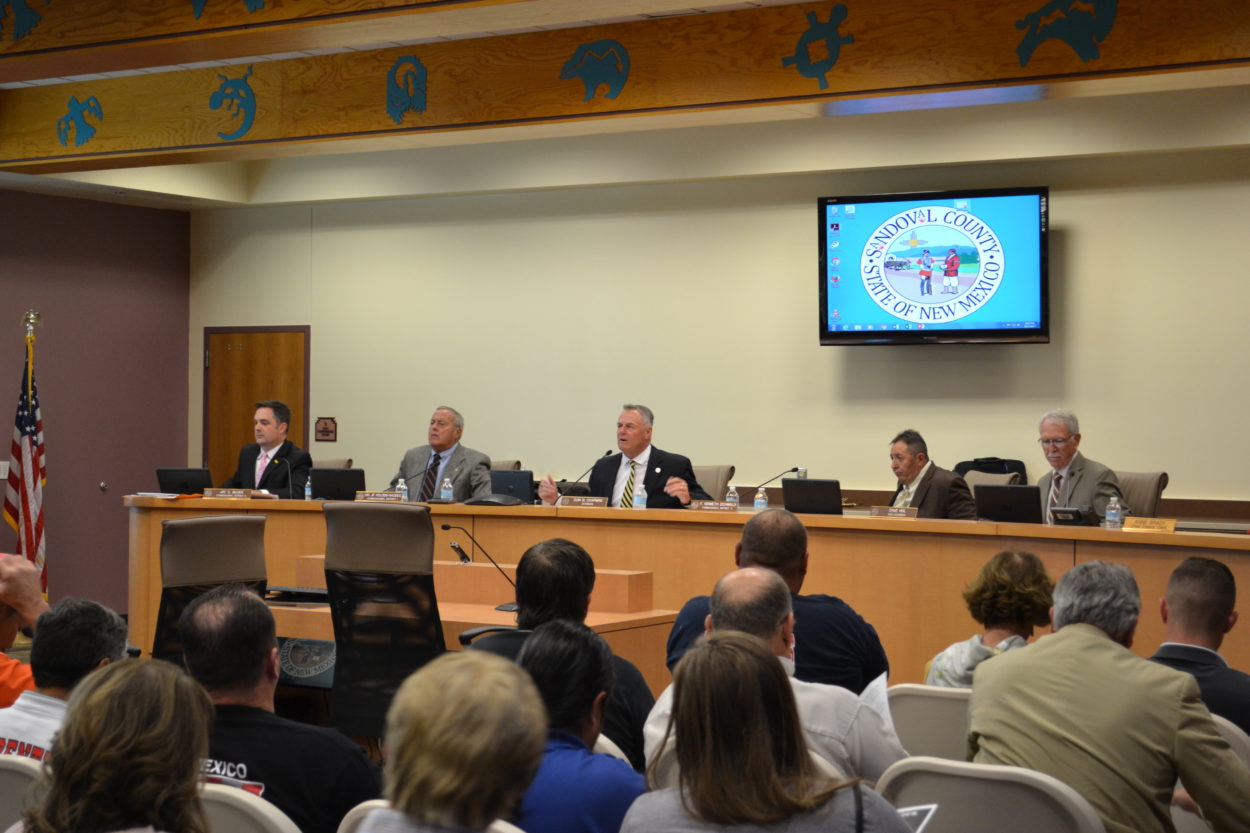 Sandoval County Commissioners pass right-to-work ordinance, defying legal threats