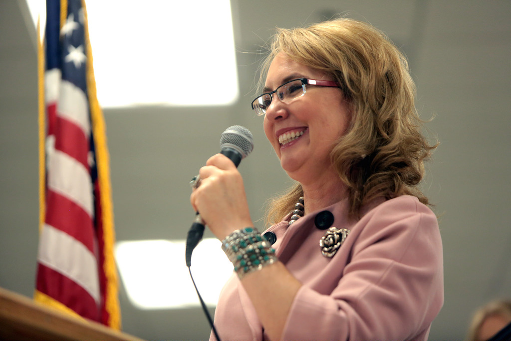 Gun violence prevention takes center stage, with Giffords in town