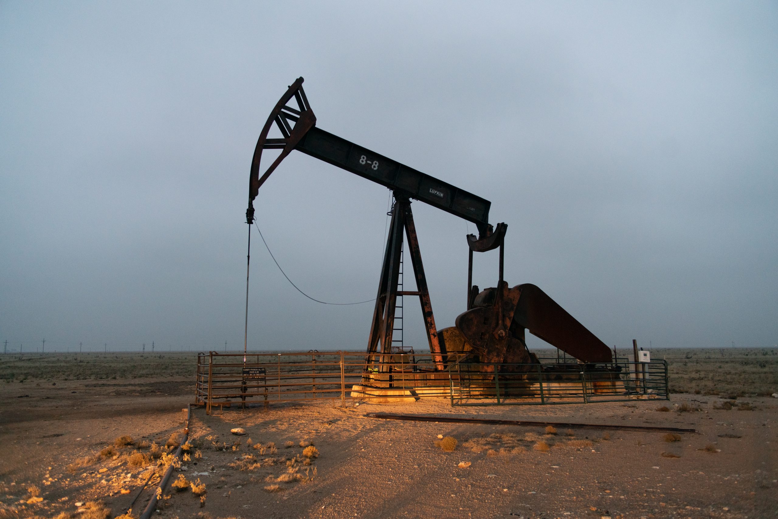 Oil leases bring jobs, strains to southeast NM