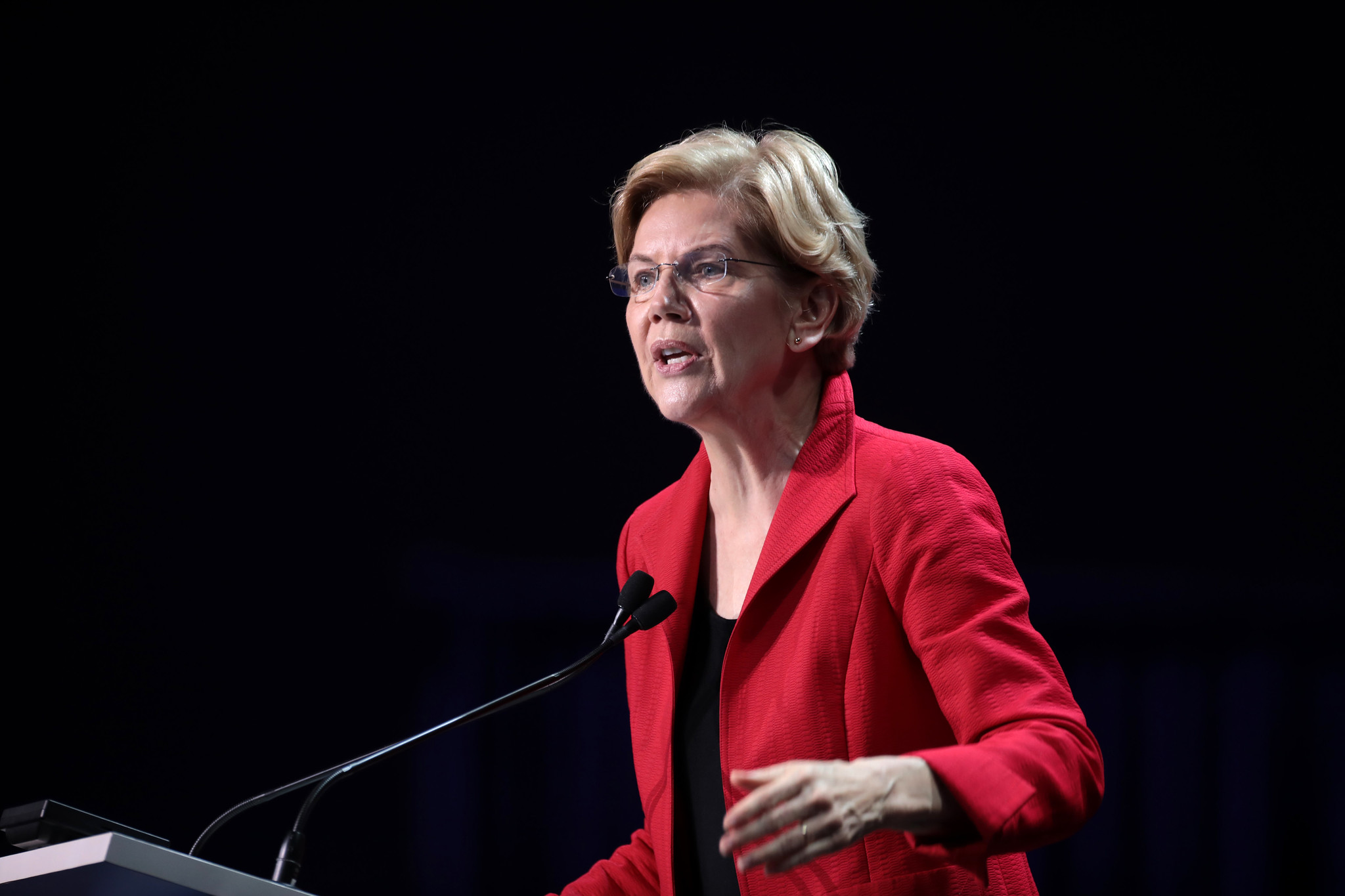 Warren taps Haaland, two other congresswomen as campaign co-chairs