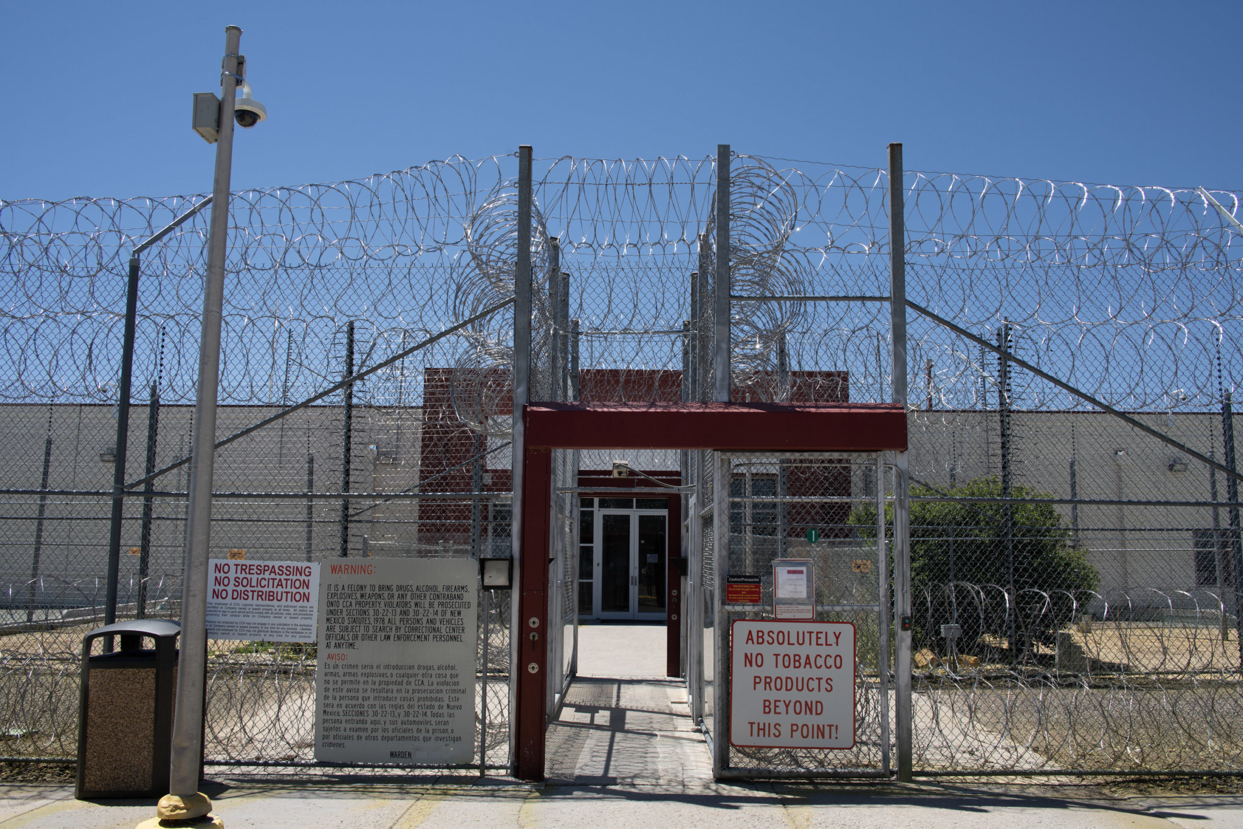 Imprisoned migrants seeking better prison conditions describe an attack by pepper- spraying guards