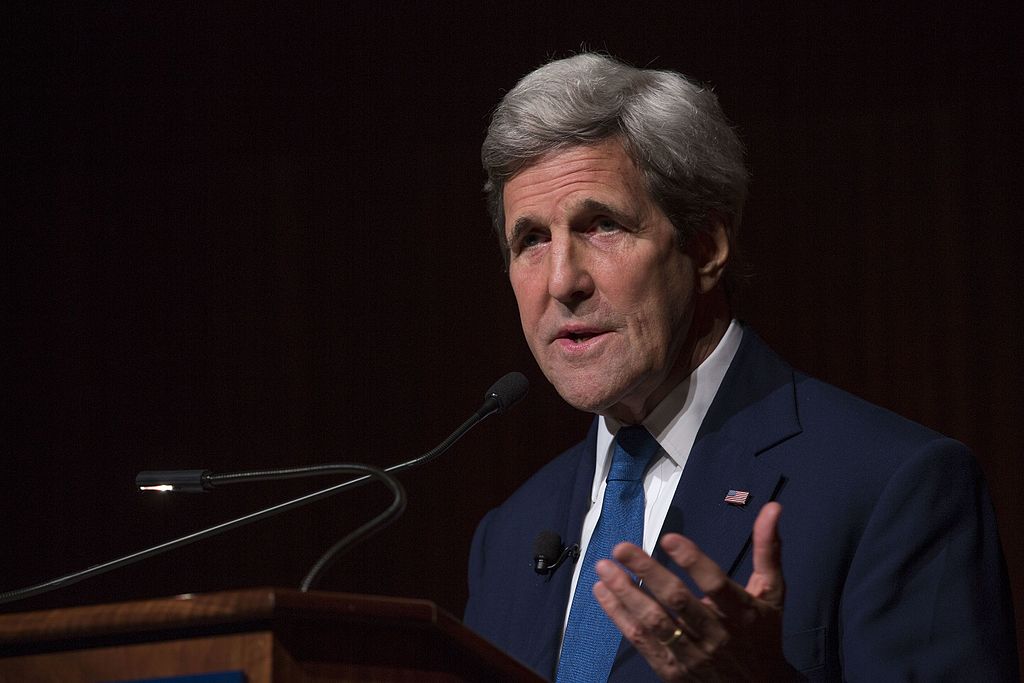 Former Secretary of State John Kerry joins last-minute voter push for New Mexico Democrats