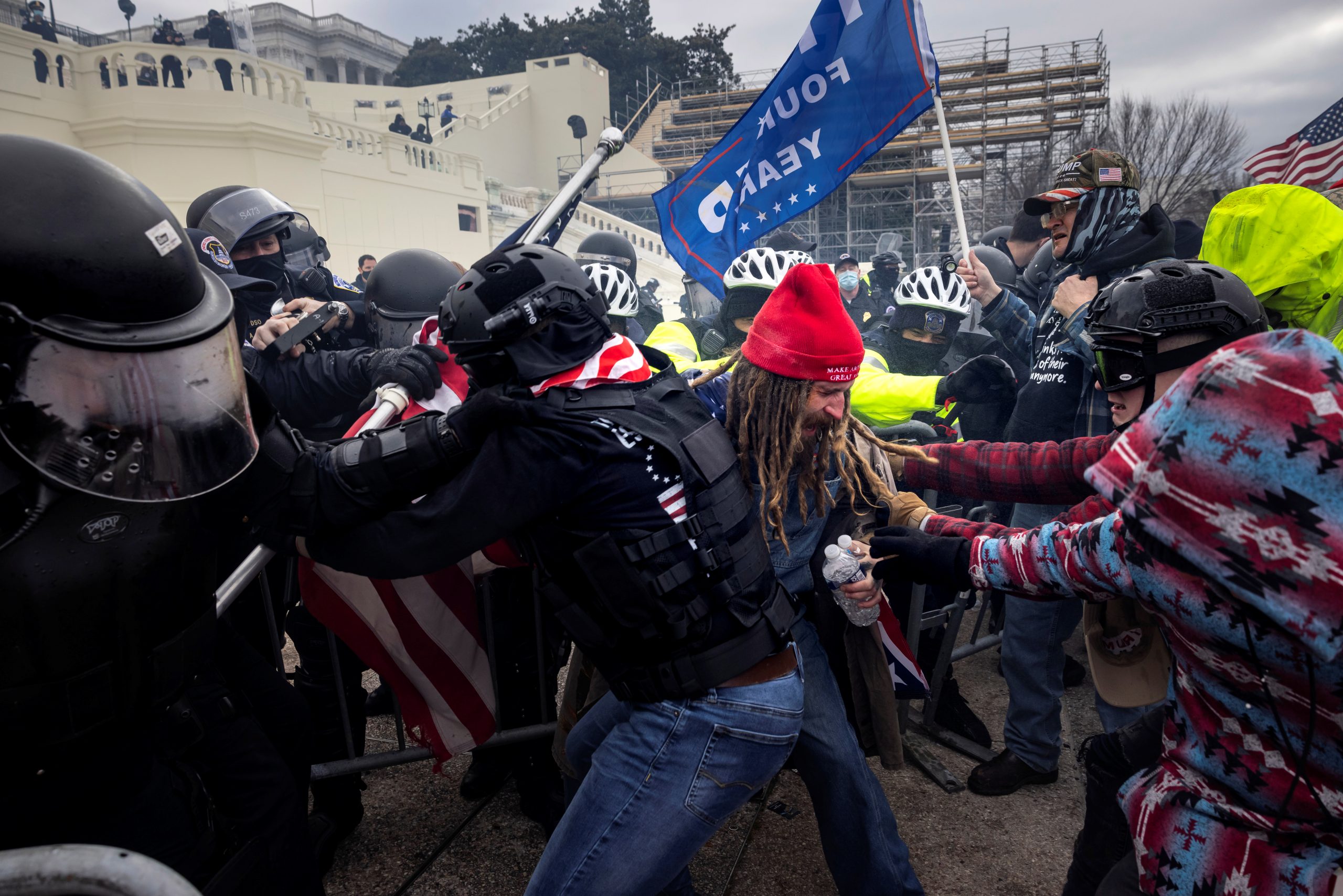 “I don’t trust the people above me”: Riot squad cops open up about disastrous response to Capitol insurrection