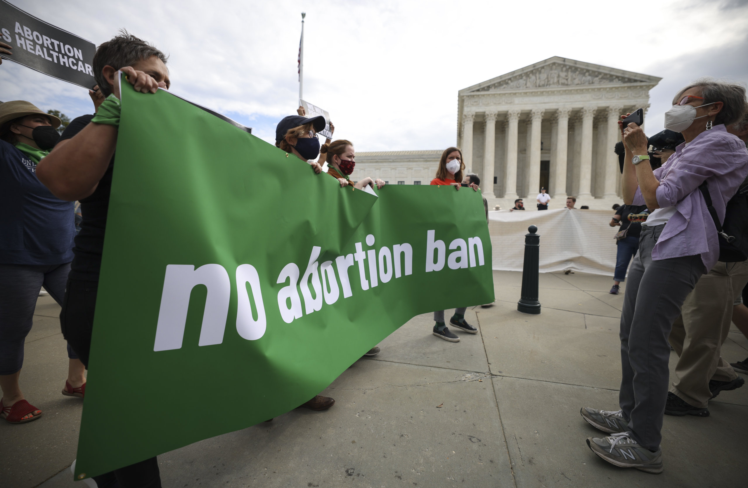 Oklahoma anti-abortion laws could add to strain on NM clinics