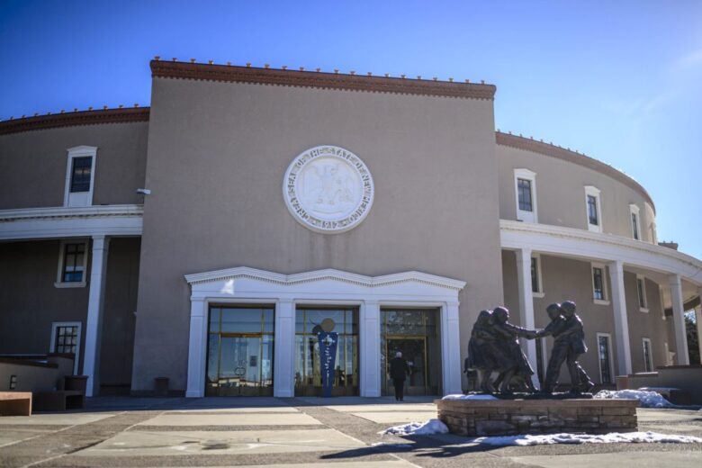 The Roundhouse in Santa Fe. (Roberto E. Rosales / City Desk ABQ)
