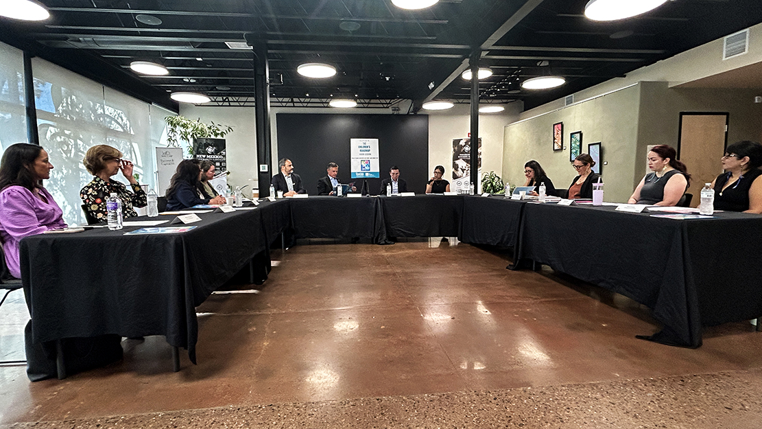 U.S. Sen. Martin Heinrich meets with New Mexico children’s advocates Wednesday at the Resilience Hub in downtown Albuquerque for a roundtable focused on education, health care and family economic security. (Jesse Jones)